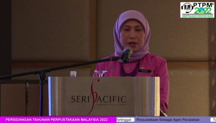 YB Dato' Sri Hajah Nancy Shukri ketika menyampaikan ucapannya sekali gus merasmikan PTPM 2022 di Hotel Seri Pacific, Kuala Lumpur pada hari ini