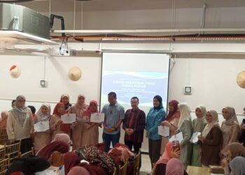 新闻 2025年6月22日  由Mohamad Mahathir bin Mohamed Younos（ 首相特别职务官员马来西亚总理政治秘书） 代表YBHG DATO AZMAN ABIDIN开幕